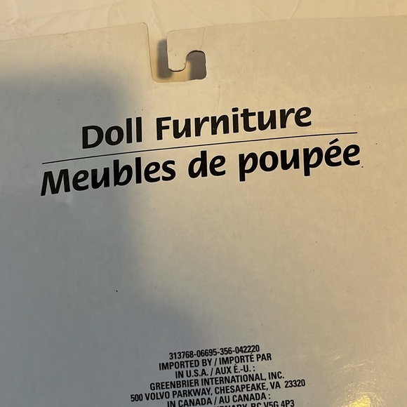 NWT FREE w/ bundle set girls toys-small doll & doll furniture set, Barbie pet - Picture 5 of 6